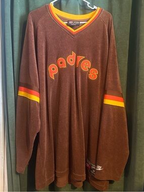 Nike Brown Team Sports Pullover with White Logo